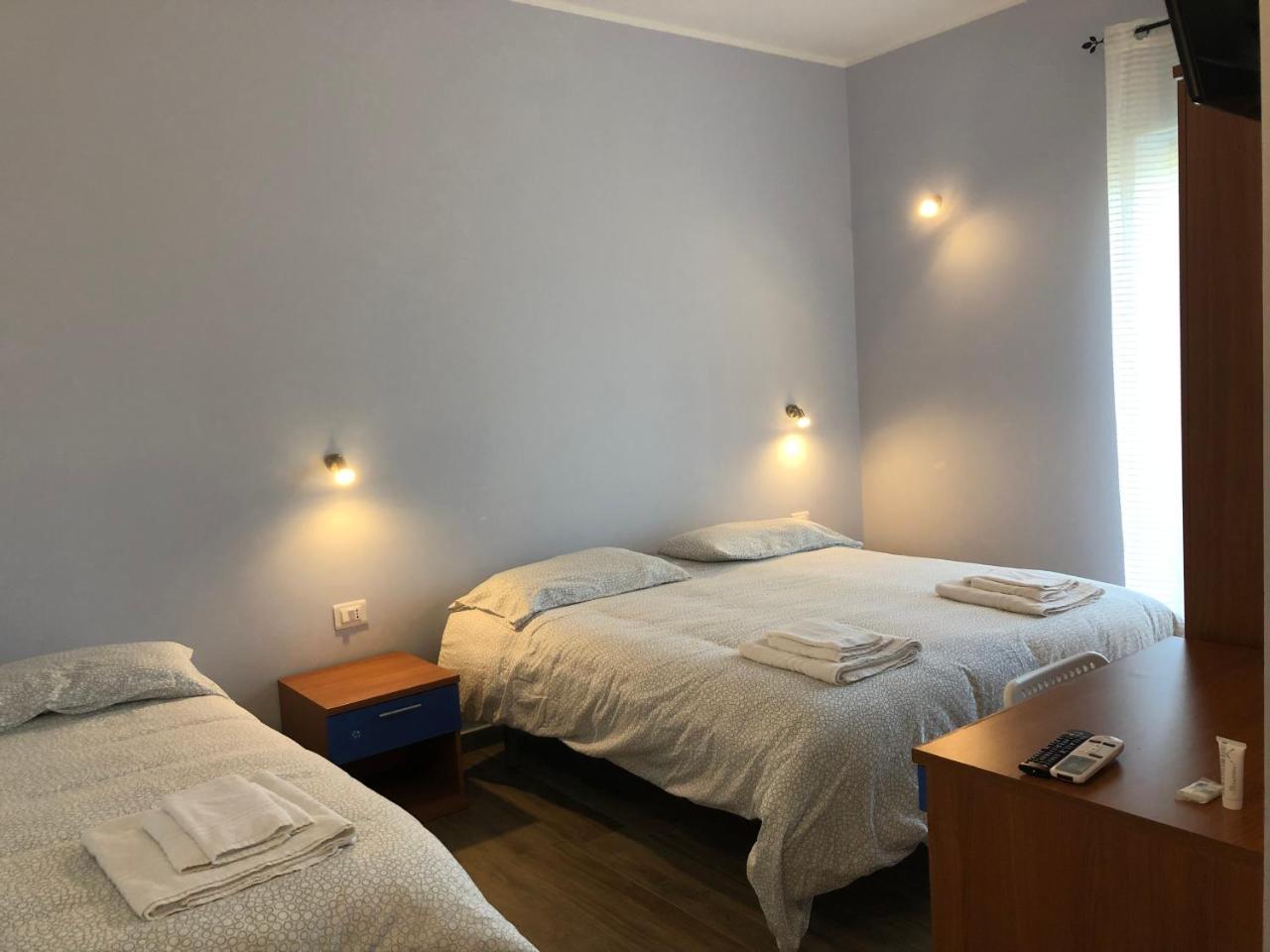 コリリアーノ・カーラブロ Profumo Di Zagara Bed & Breakfast エクステリア 写真
