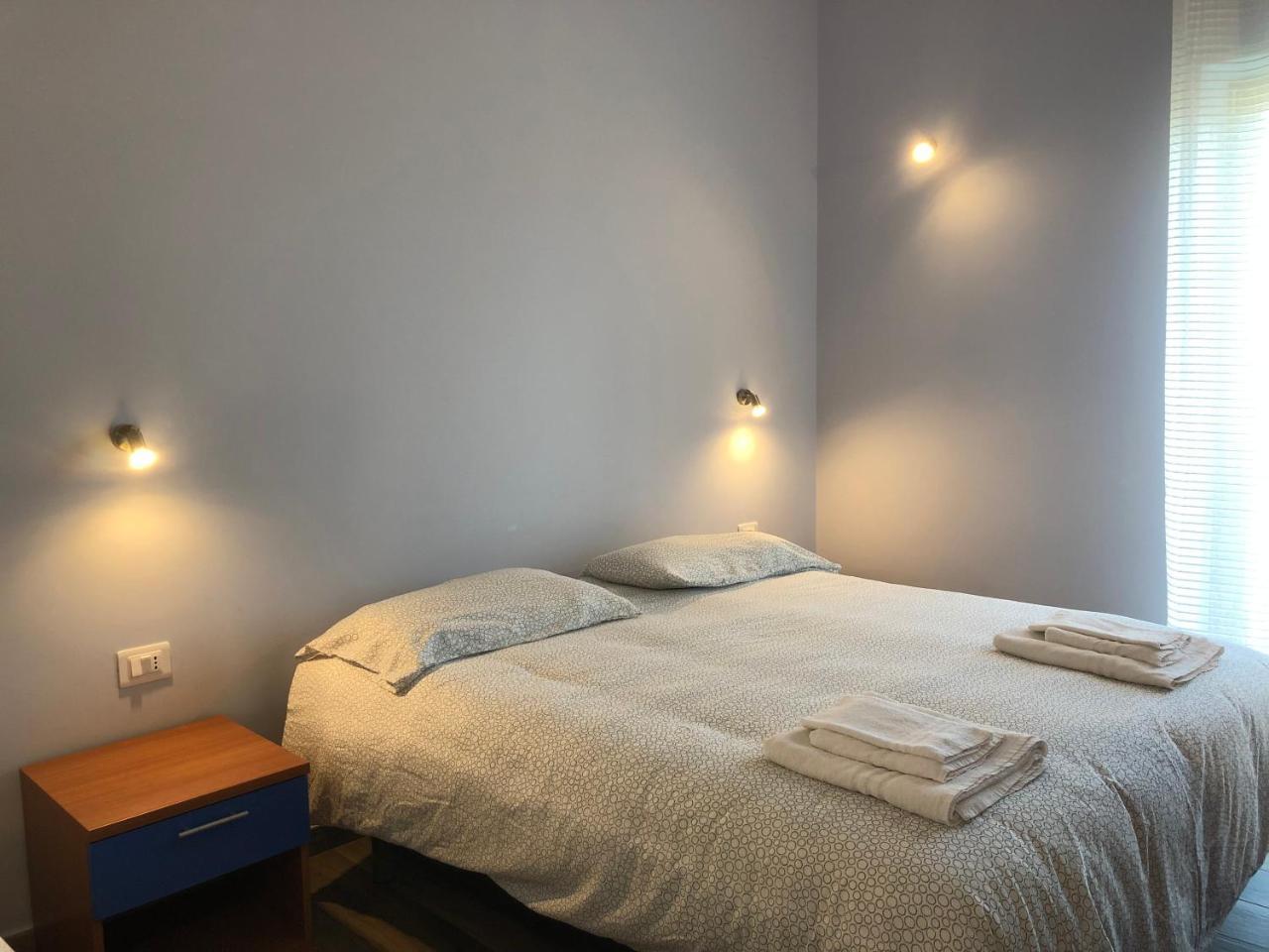 コリリアーノ・カーラブロ Profumo Di Zagara Bed & Breakfast エクステリア 写真
